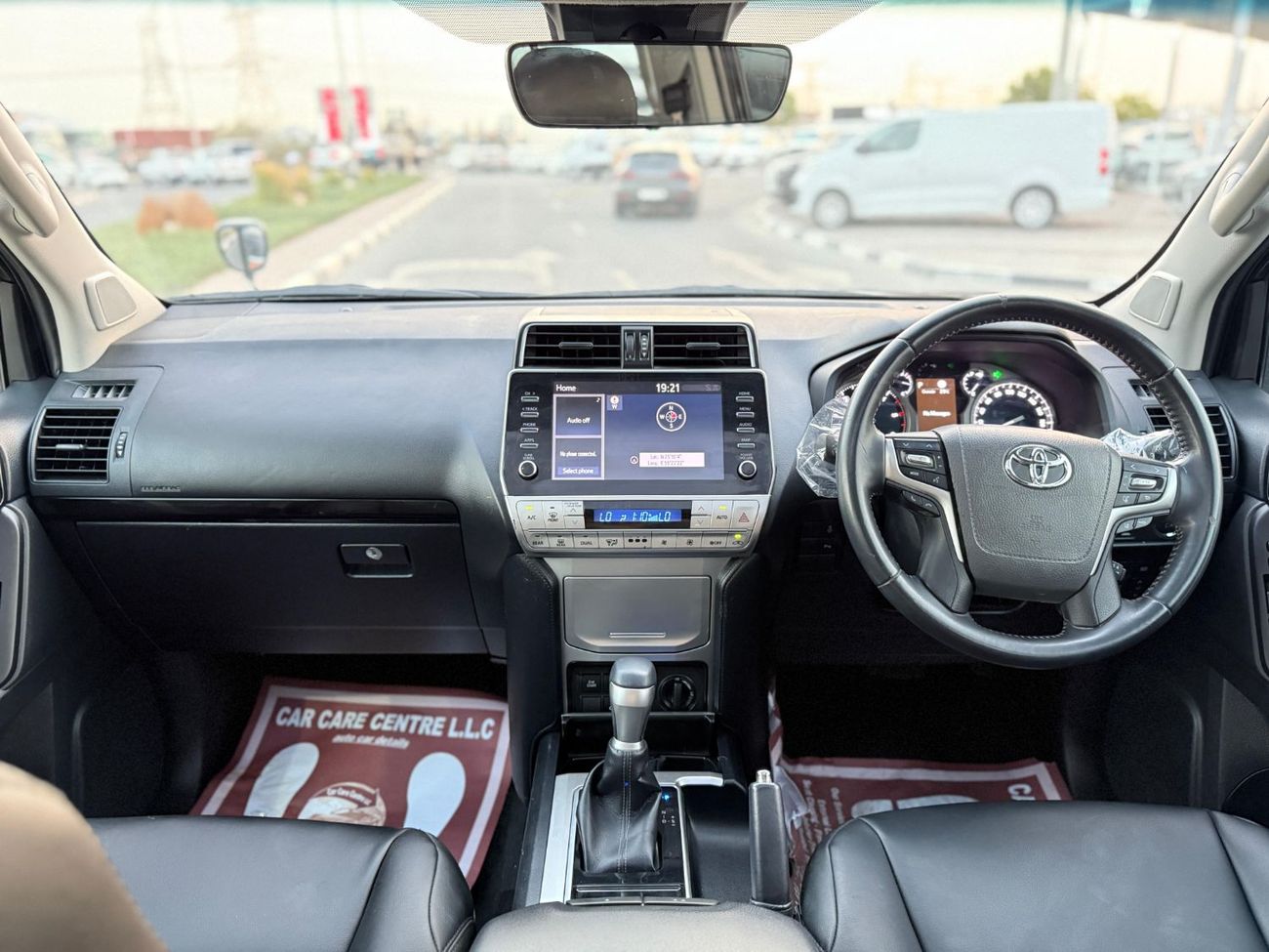 Toyota Prado Toyota Prado 2022 black 7 seaters 4x4 RHD diesel engine 2.8L full option