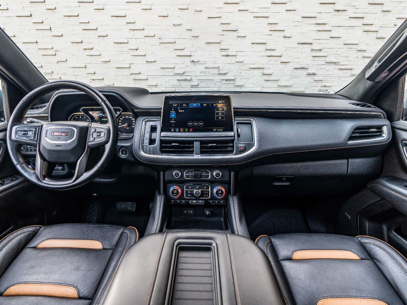 جي أم سي يوكون 5.3 V8 AT4 (AWD)