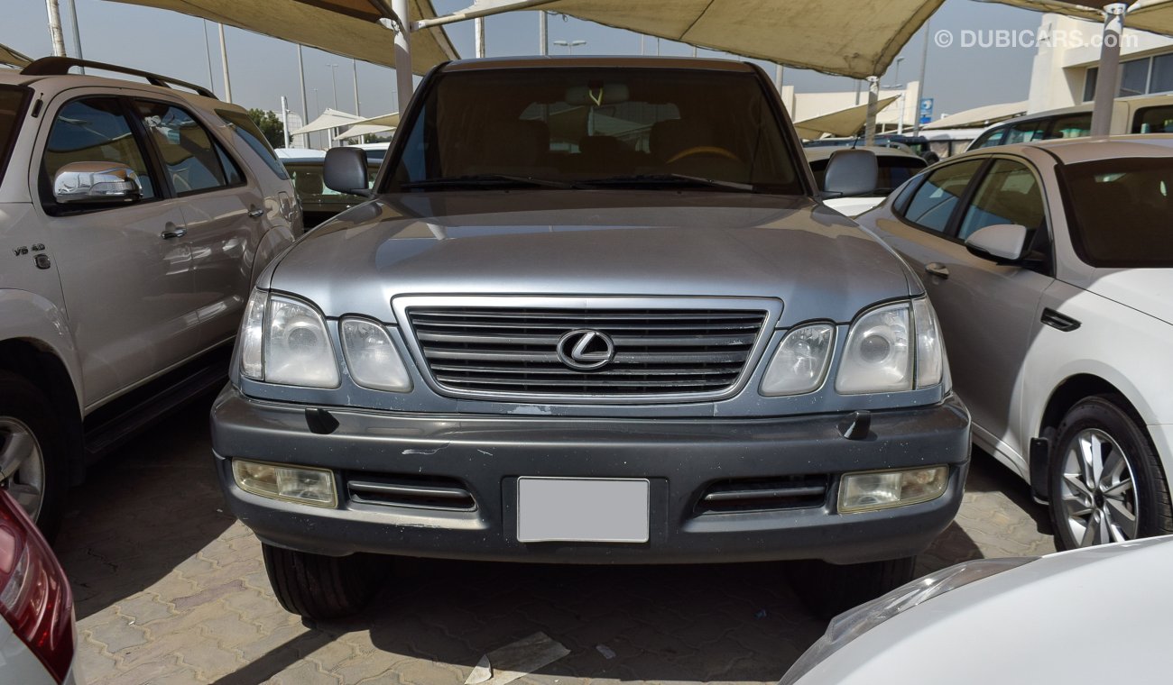 Lexus LX 470 V8