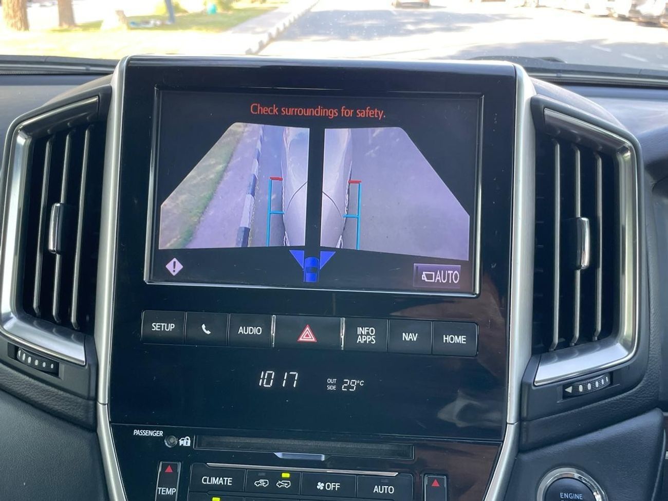 تويوتا لاند كروزر Diesel Engine Right Hand Drive 4.5 Liter Shape Modified To L C 300