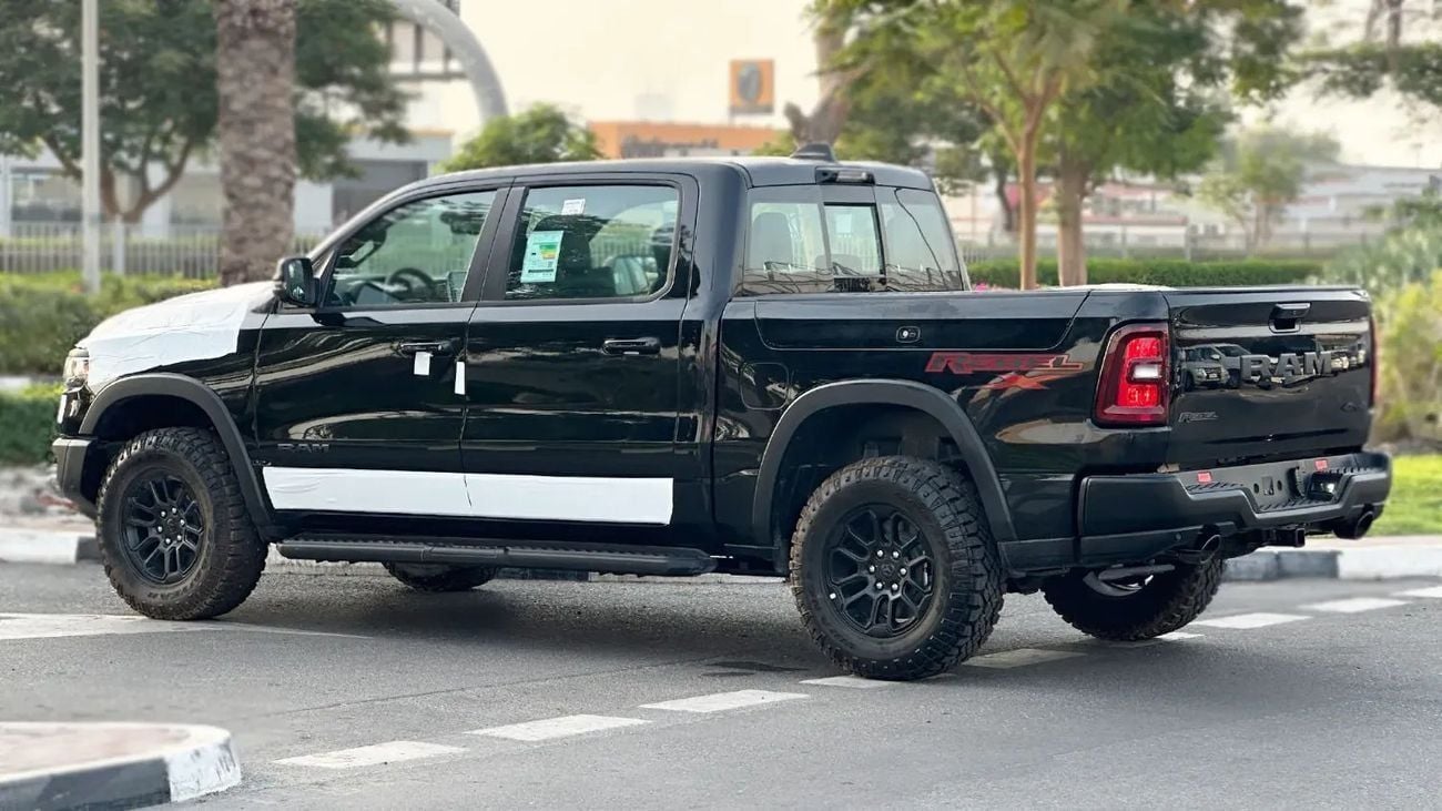 رام 1500 Rebel X 3.0L TT Crew Cab with Rambox {Export Only}