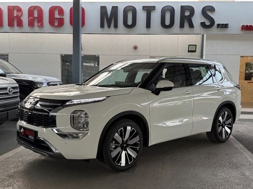 Mitsubishi Outlander OUTLANDER 2.5 P-LINE 4WD **EXPORT ONLY**التصدير فقط خارج الخليج**