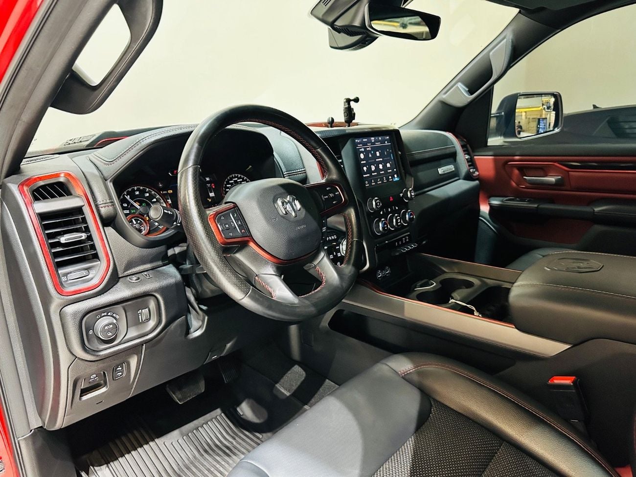 رام 1500 Rebel 5.7L Double Cab Utility