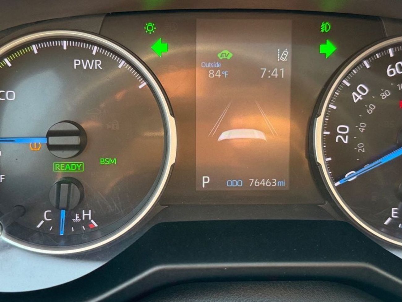 Toyota RAV4 VXR HEV 2.5L (219 HP) AWD