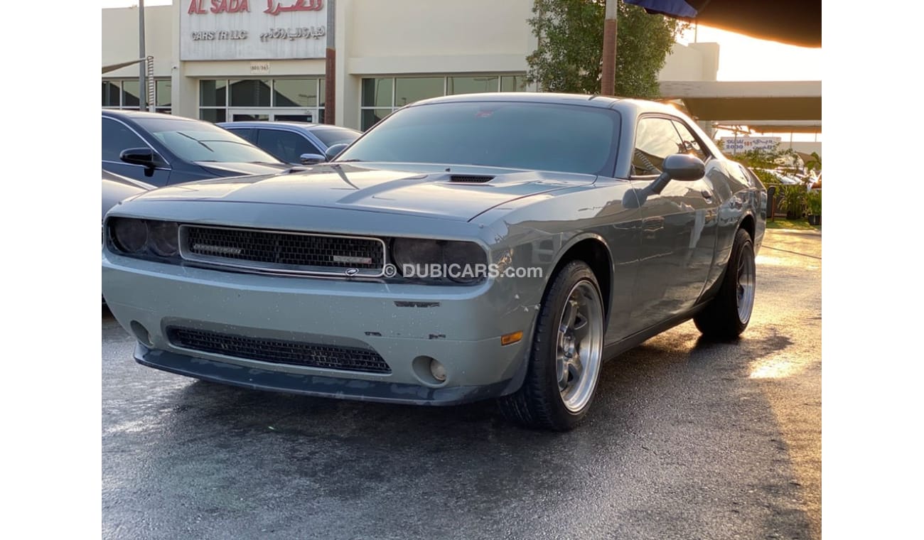 Dodge Challenger Dodge Challenger 2013 GCC V6 engine, in excellent condition