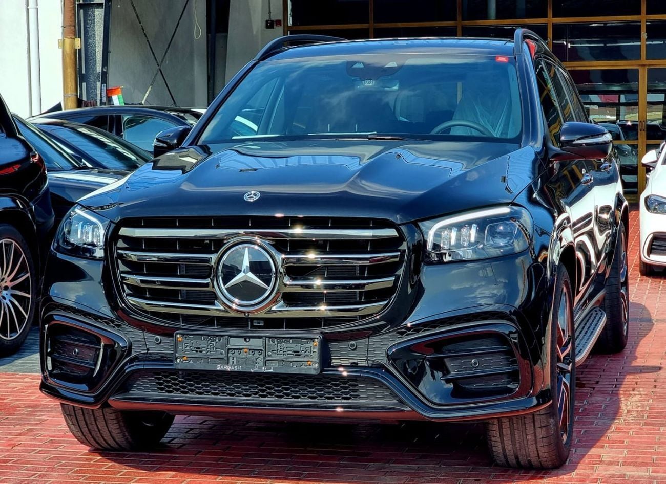 مرسيدس بنز GLS 450 4MATIC DARK SERIES