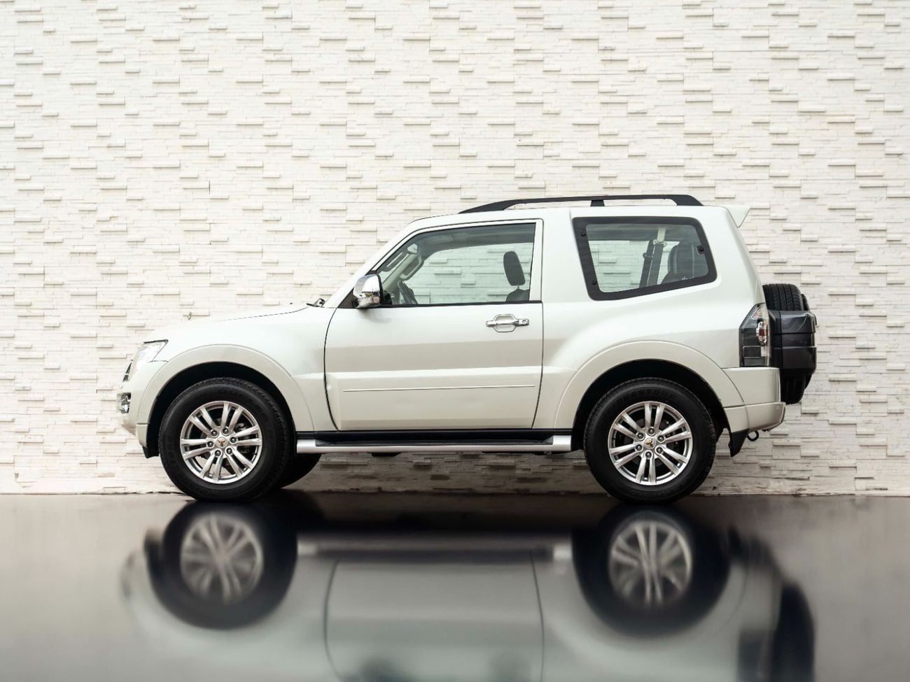 Mitsubishi Pajero GLS 3.8L