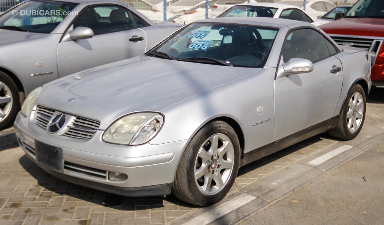 Mercedes-Benz SLK 230