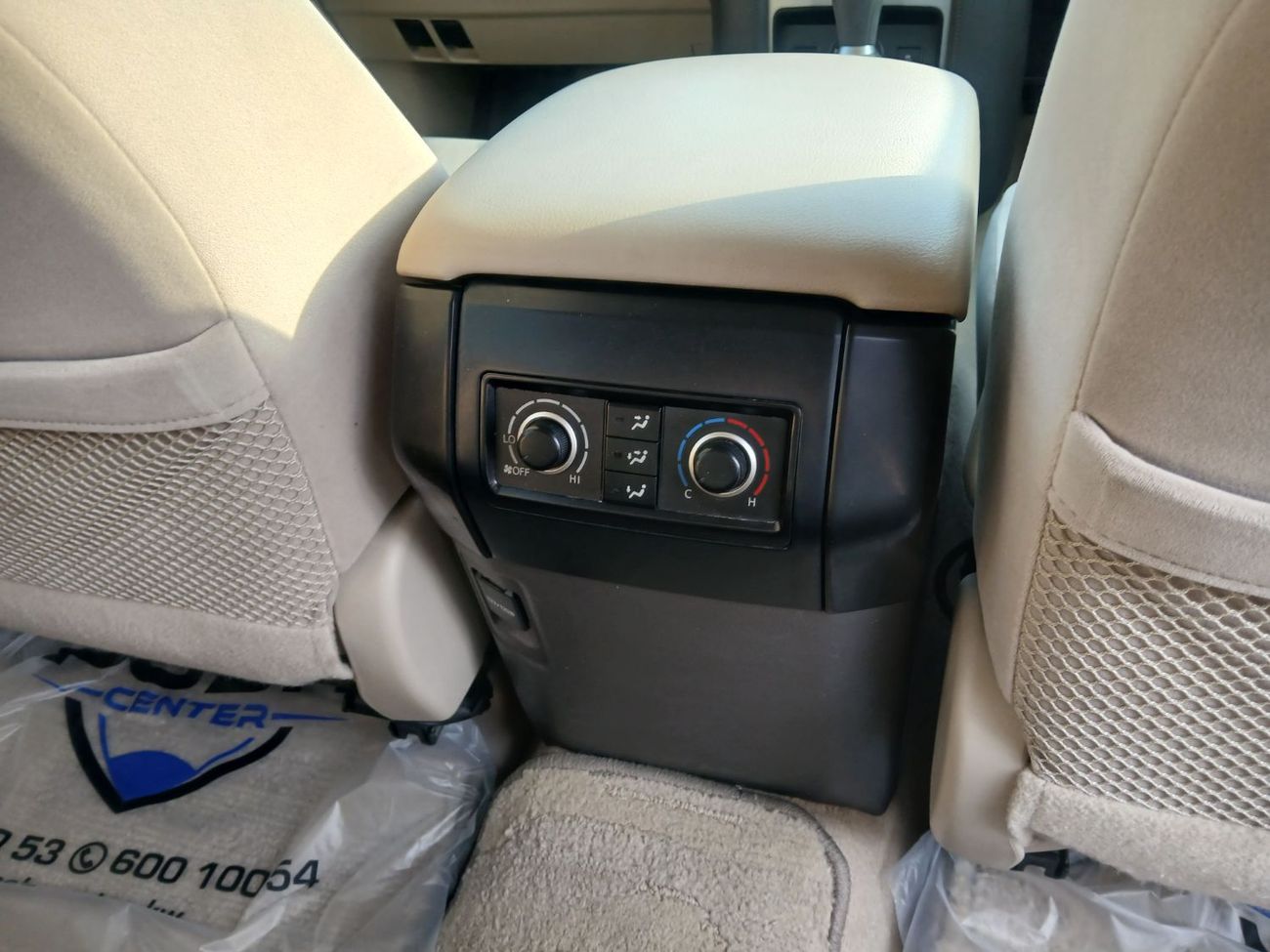 Toyota Prado Toyota prado 2021Model 2.7 v4 petrol Engine Colour White Transmission Automatic Interior.Begie 7seat