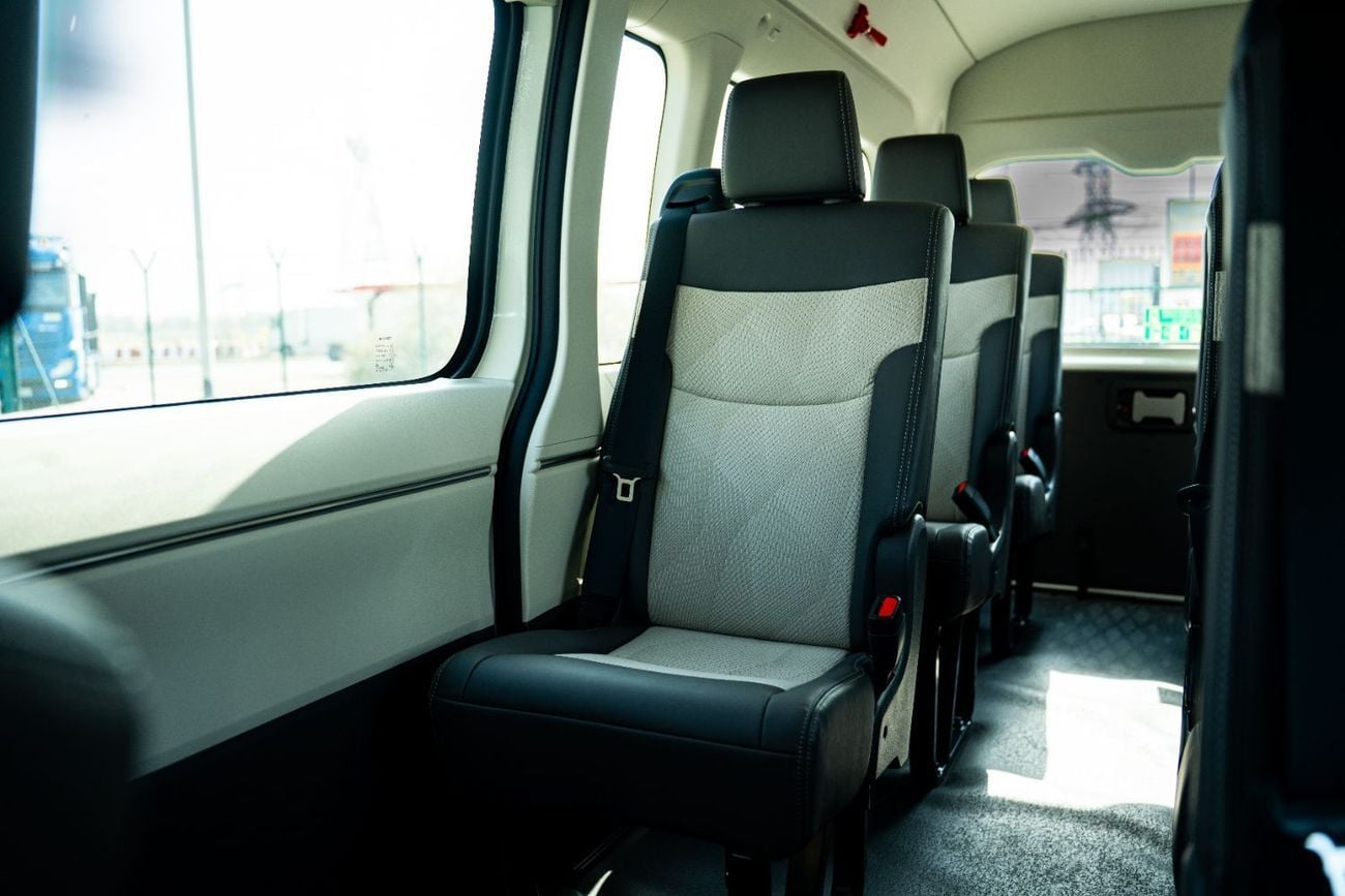 تويوتا هاياس Toyota Hiace High Roof New shape Black pumber 2.8L A/T DIESEL 2026