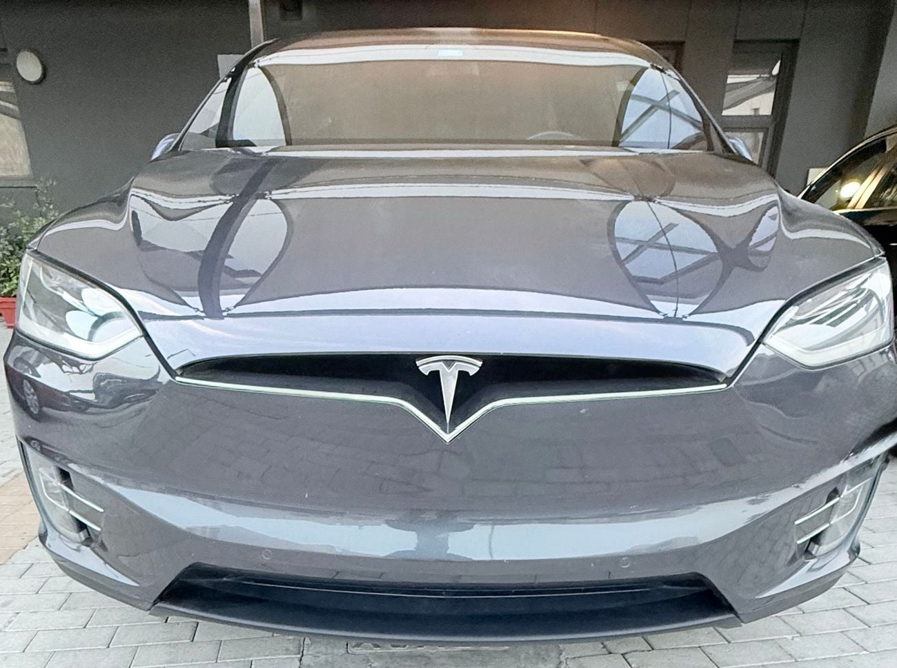 Tesla Model X 75D
