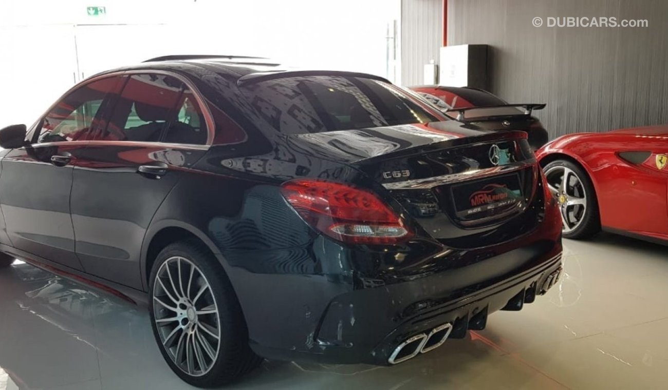 Mercedes-Benz C 300 MERCEDES BENZ C-300- BODY KIT C-63-2018-LOW MILEGE17000 KM