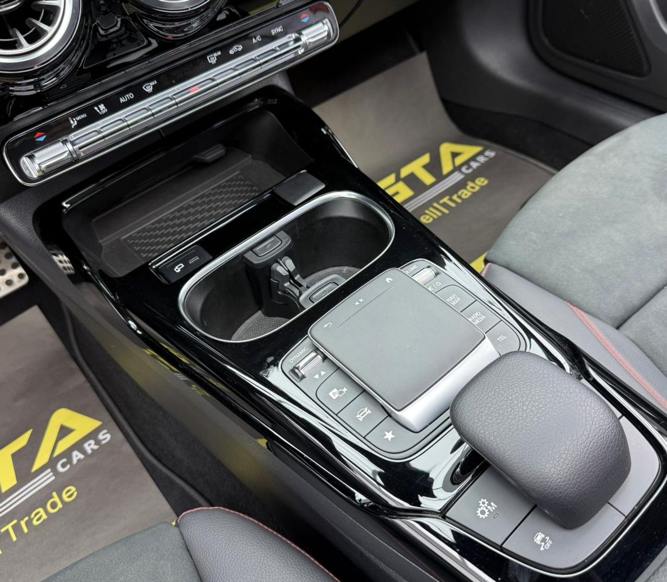 Mercedes-Benz A 35 AMG 4MATIC Hatchback 2021 Mercedes‑Benz A35 AMG