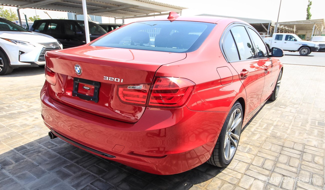 BMW 320i - 4 cylinder - Amazing condition