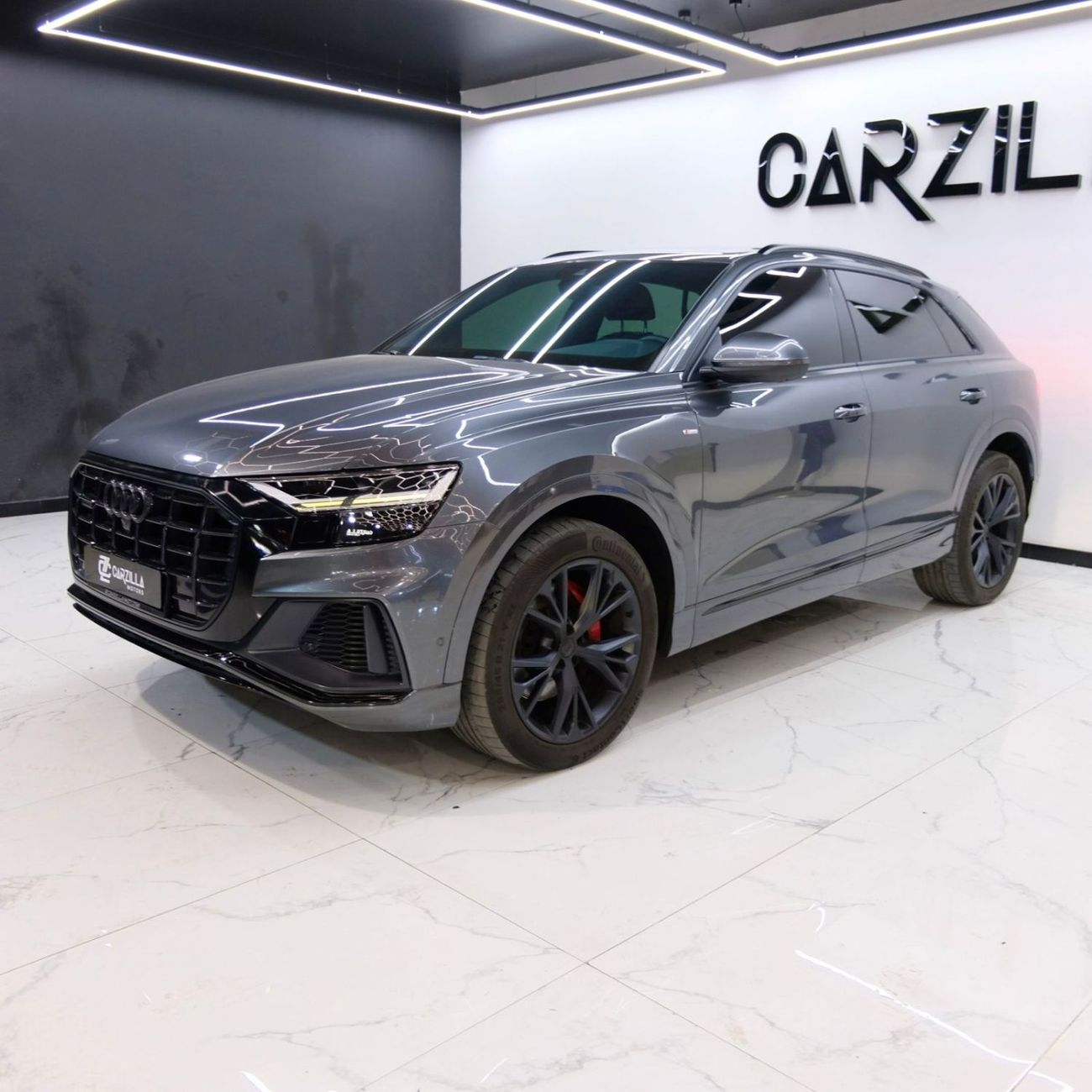 أودي Q8 55 TFSI quattro S-Line 3.0L (340 HP)