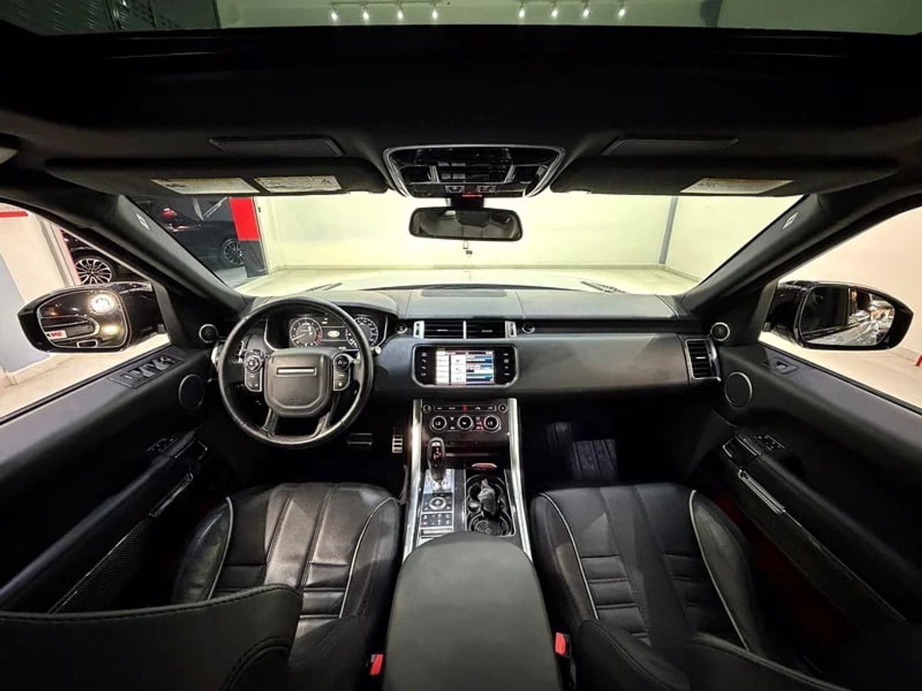 لاند روفر رينج روفر سبورت SVR 5.0L (550 HP) CLEAN TITLE V8 SUPERCHARGED FULLY ORIGINAL PAINT SVR LOW KM