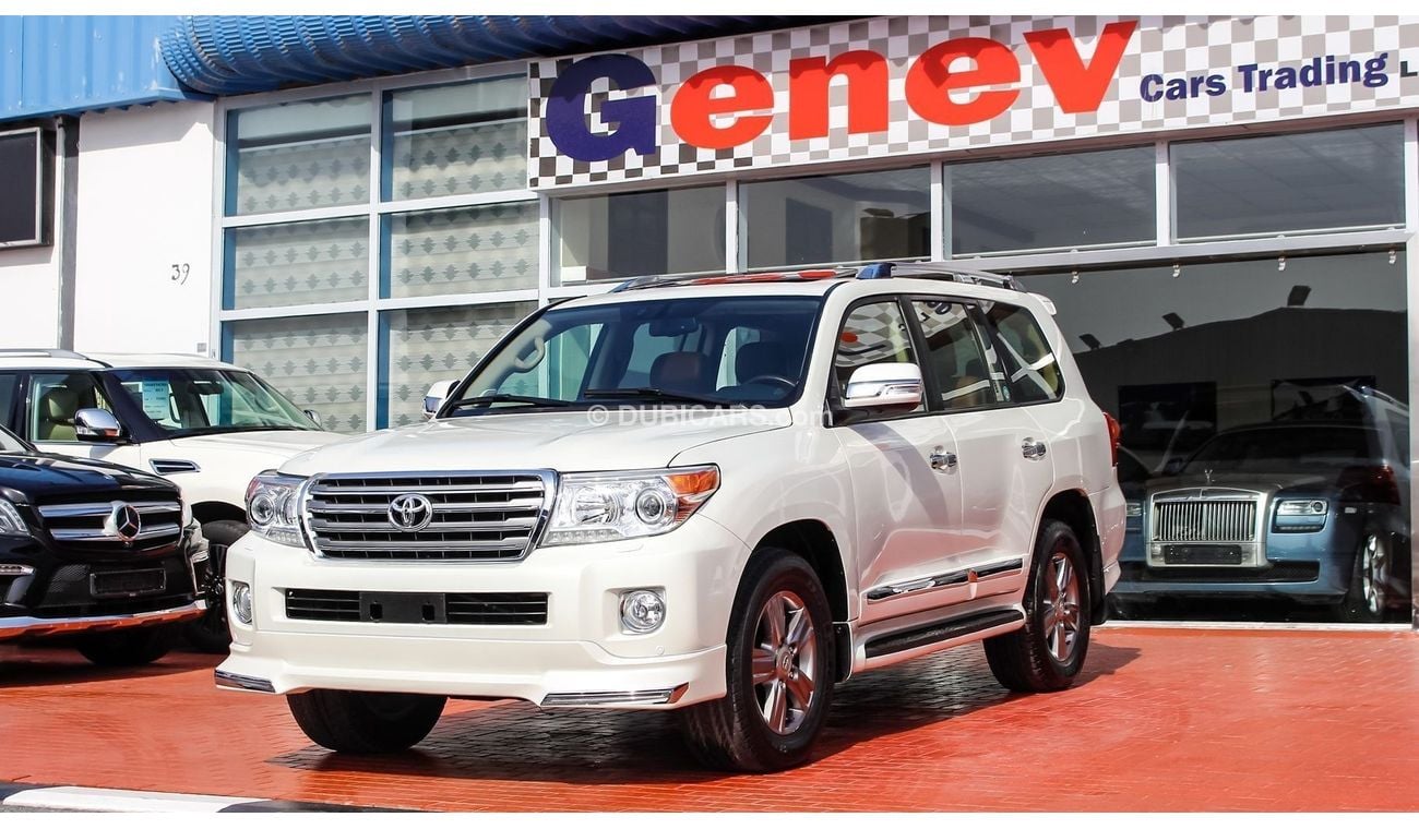 Toyota Land Cruiser VXR V8 5.7L