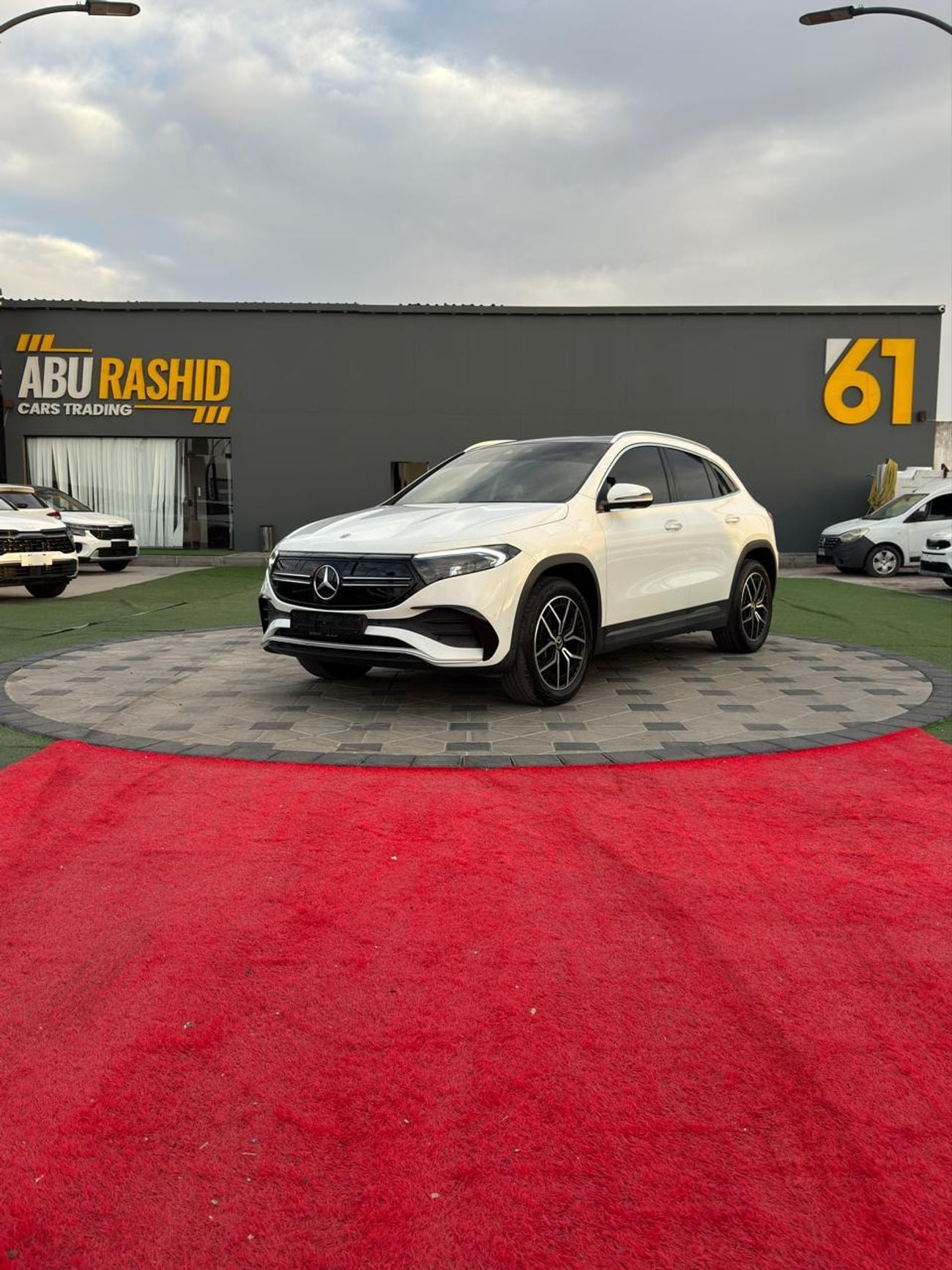 Mercedes-Benz EQA 350 SUV 4MATIC