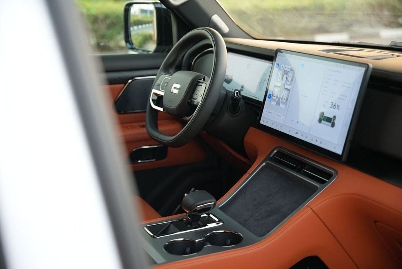 روكس 01 2025 ROX 01 VIP  Hybrid SUV 6Seaters with 2 keys AWD 0Km