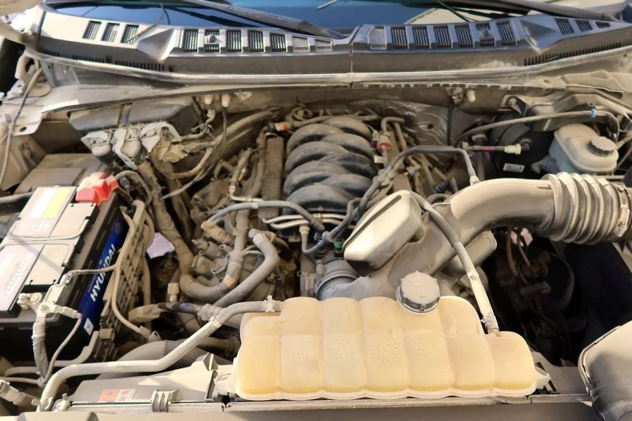 Ford F-150 XL 5.0L V8 GCC 4x4 | Excellent Value