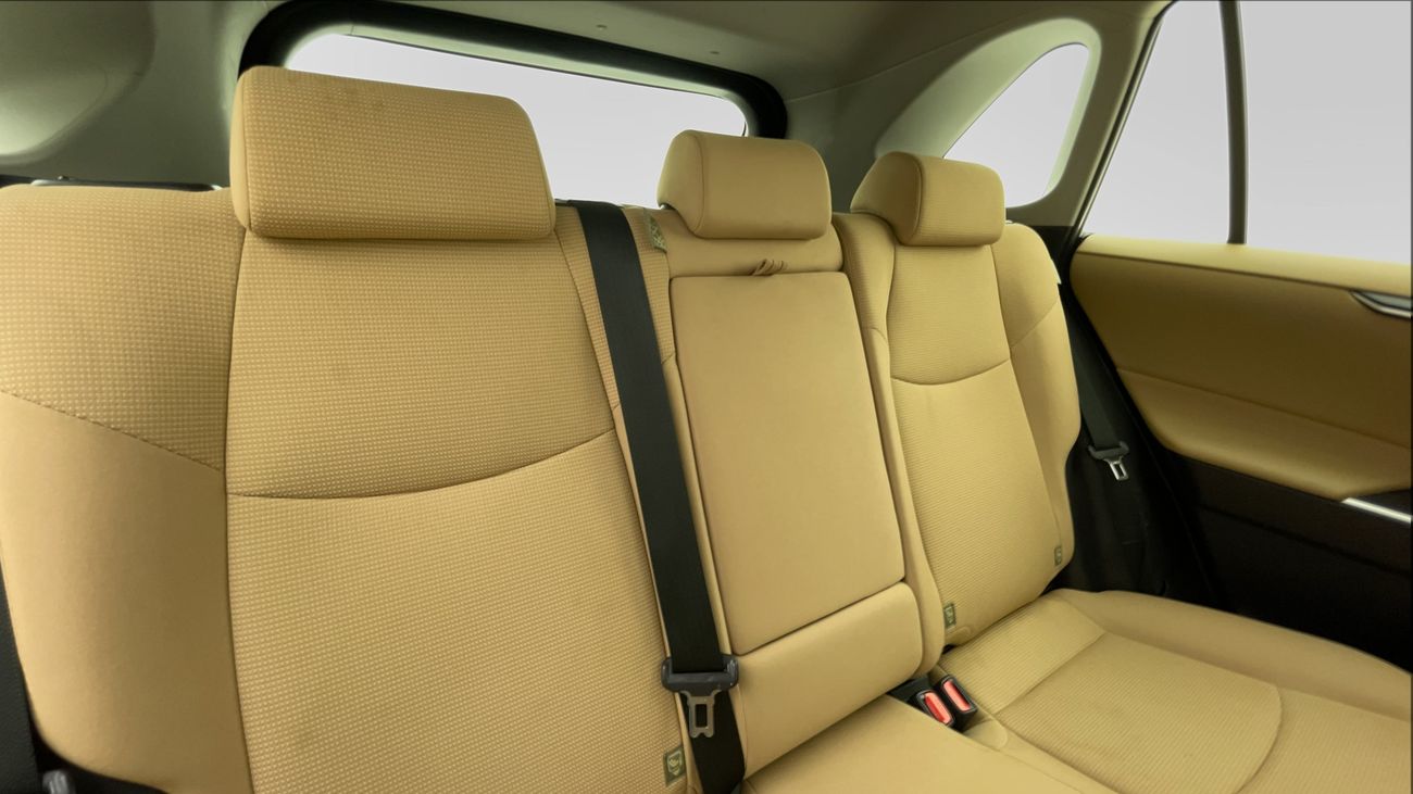 تويوتا راف ٤ EX 2.5 | بدون دفعة مقدمة | اختبار القيادة في المنزل