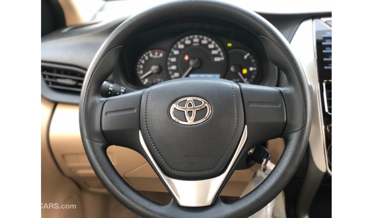 Toyota Yaris SEDAN, 1.3L, BASIC OPTION, MY2020