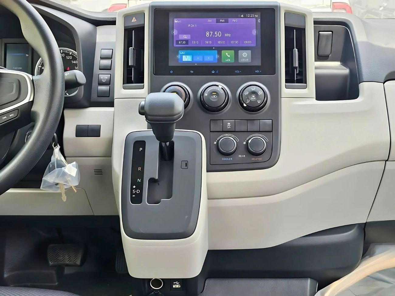 تويوتا هاياس DX PASSENGER |  3.5L V6 AUTOMATIC | DUAL HEATER | DVD CAMERA (CODE # HR3ADA