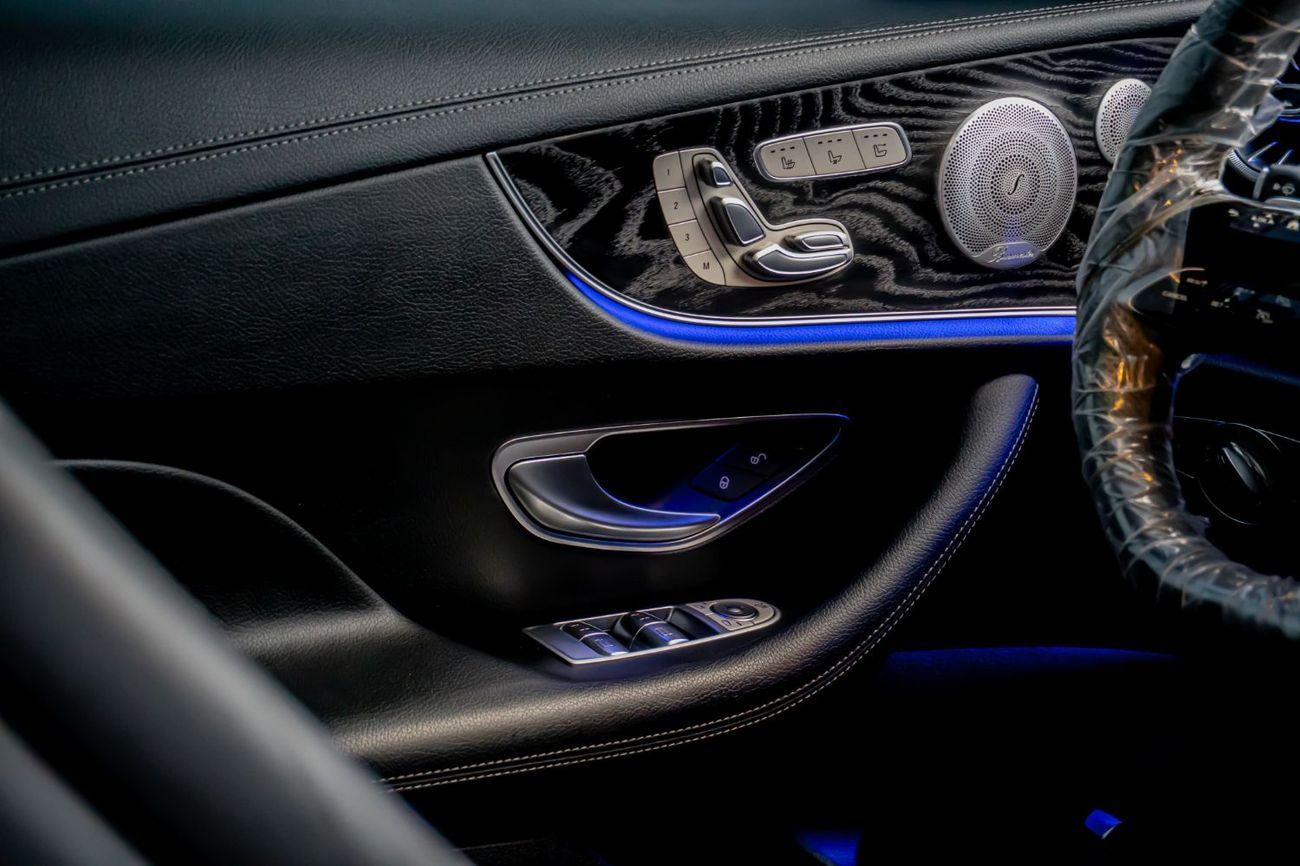 Mercedes-Benz E450 Coupe 4matic