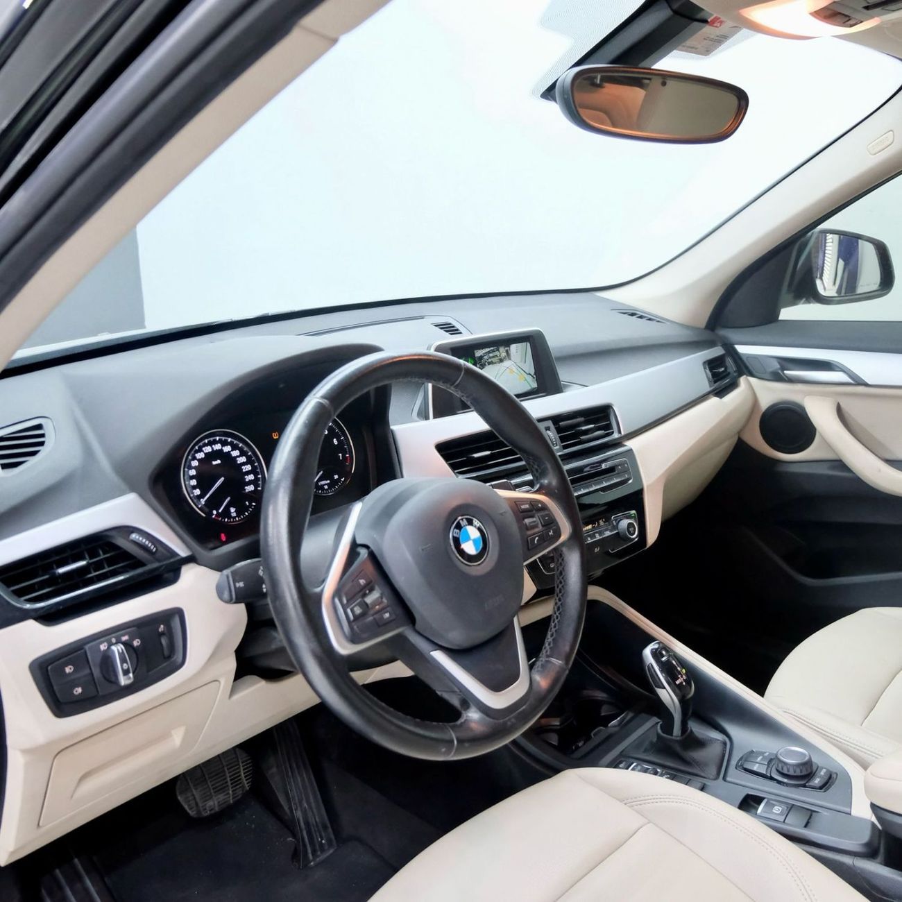 بي أم دبليو X1 sDrive 20i 2.0L