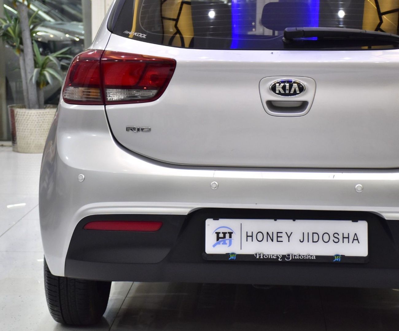 كيا ريو EXCELLENT DEAL for our KIA Rio ( 2018 Model ) in Silver Color GCC Specs