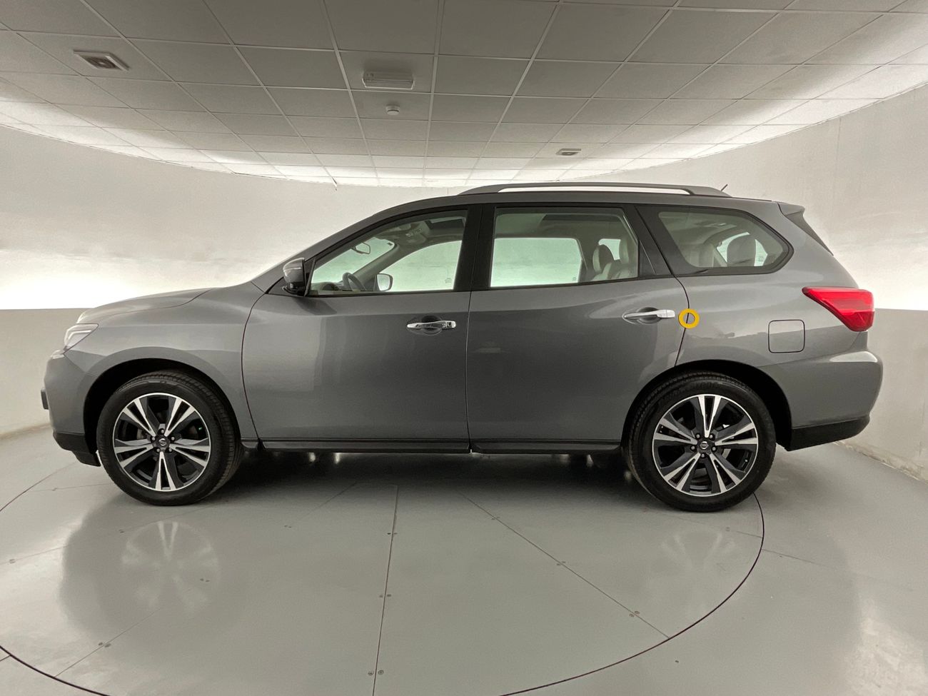 نيسان باثفايندر SL | ضمان مجاني لمدة عام | 0 دفعة أولى