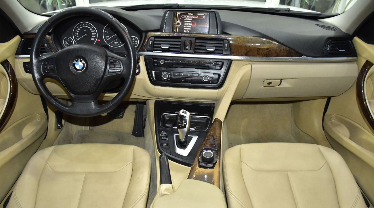 بي أم دبليو 320 EXCELLENT DEAL for our BMW 320i ( 2014 Model ) in White Color GCC Specs