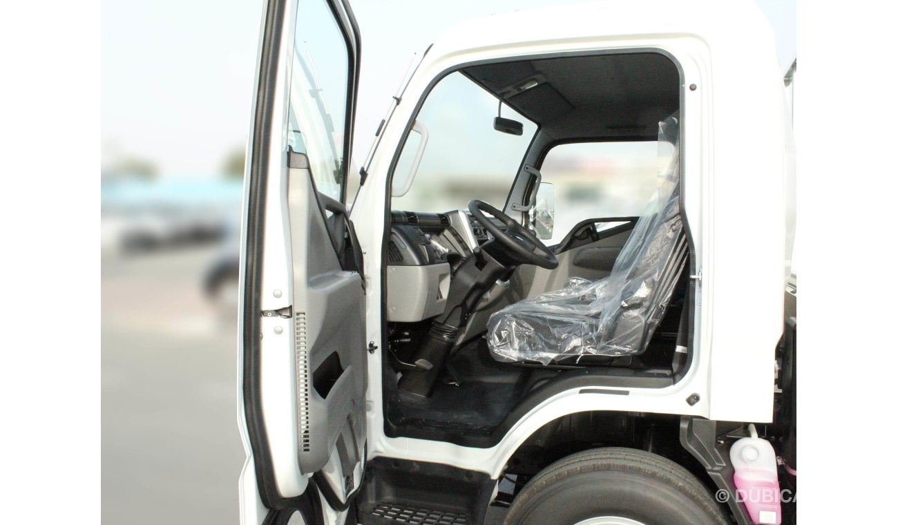 Mitsubishi Fuso Canter 4.2 ton 2019 model with cargo body only for export.