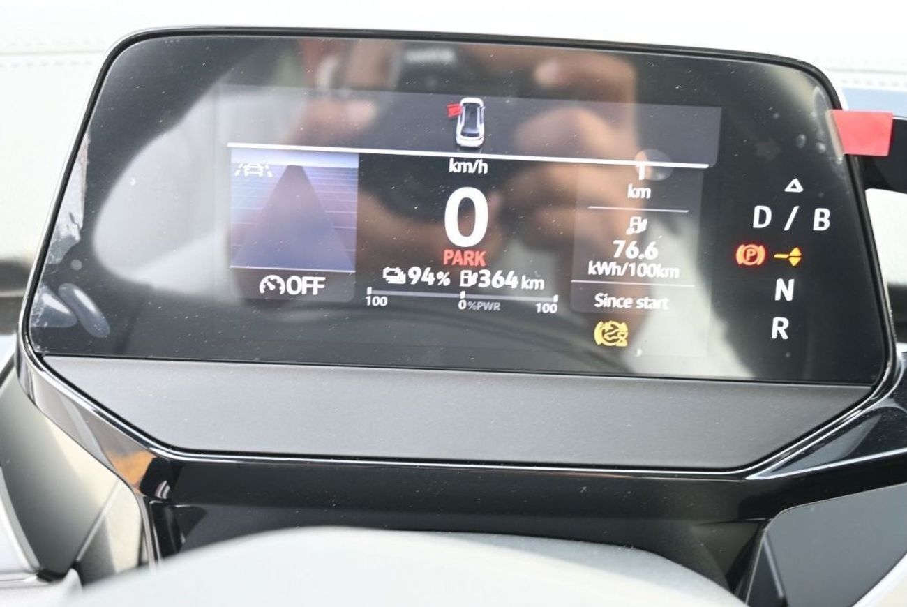 فولكس واجن ID.6 فولكس فاجن ID6 PRO CROZZ، RWD، SUV، 5 أبواب، لون أبيض، موديل 2023، للتصدير فقط