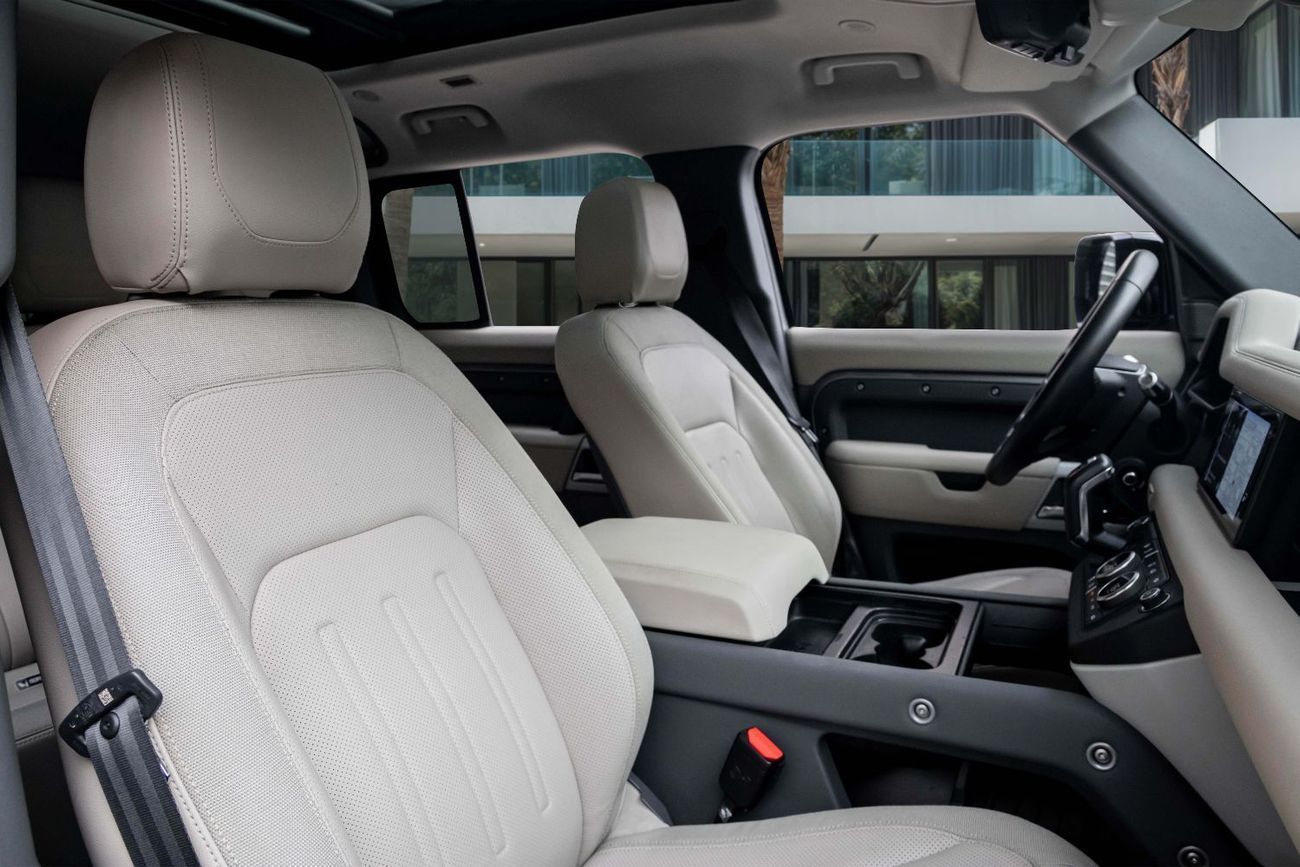 لاند روفر ديفندر 110 P400 LAUNCH EDITION | 4,505 P.M  | 0% Downpayment | Impeccable Condition!