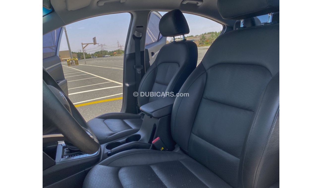 Hyundai Avante Hyunday AVANTE 2020