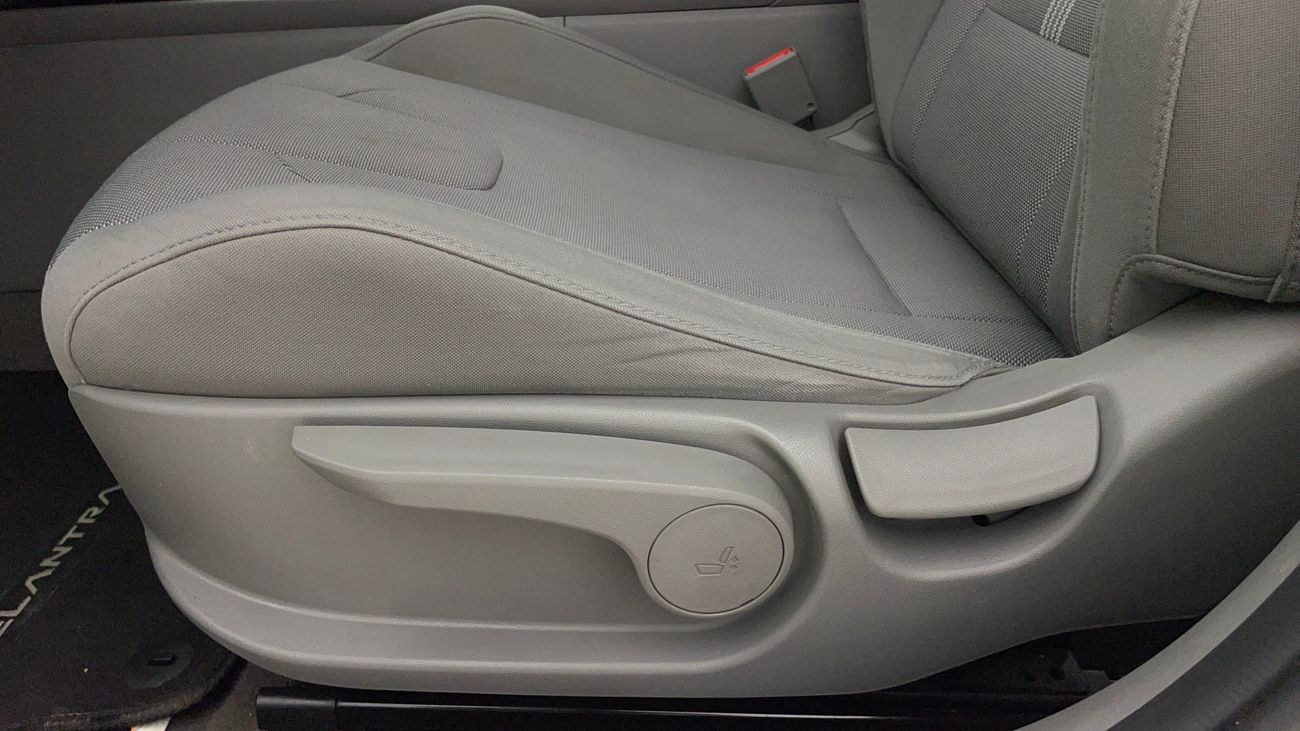 Hyundai Elantra SMART 1.6 | Zero Down Payment | Home Test Drive