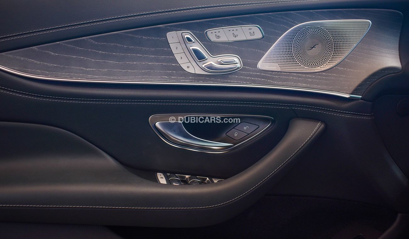 مرسيدس بنز ايه ام جي جي تي 43