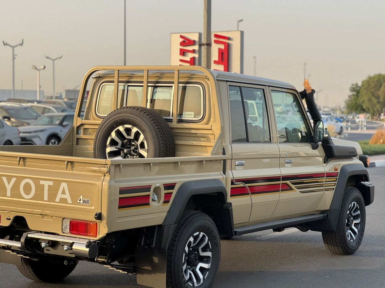 Toyota Land Cruiser Pick Up Std 4.0L Double Cab Utility 4WD