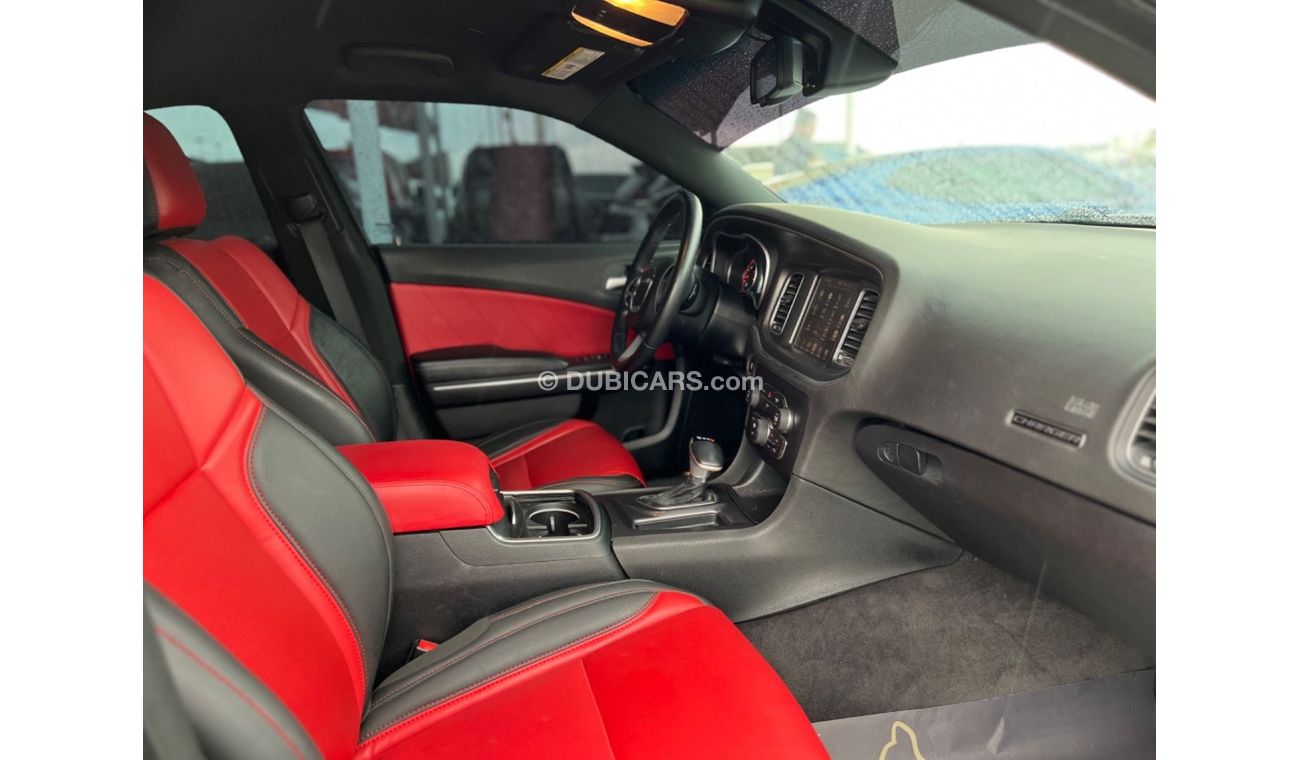 Dodge Charger SXT Plus Dodge Charger SXT/USA/2017/