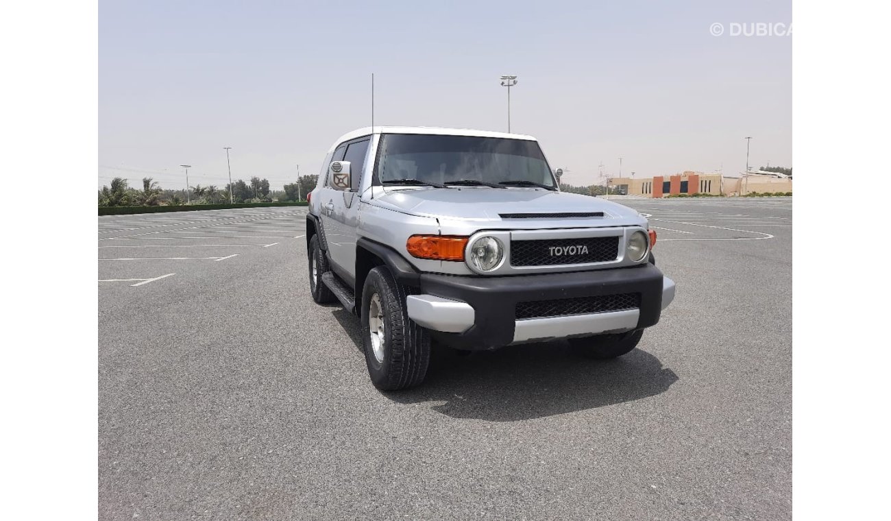 Toyota FJ Cruiser Toyota FJ model 2008 GCC Excellent Condition