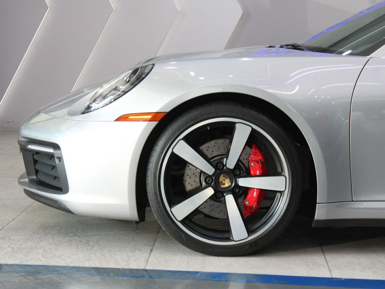 Porsche 911 Carrera S 3.0L (445 HP) Convertible