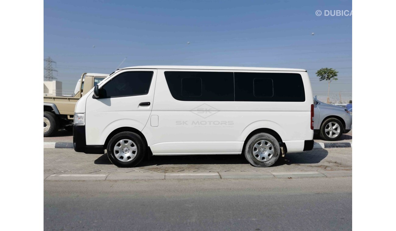 Toyota Hiace 2.7L PETROL, 15" TYRE, MANUAL GEAR BOX, XENON HEADLIGHTS (LOT # 6884)