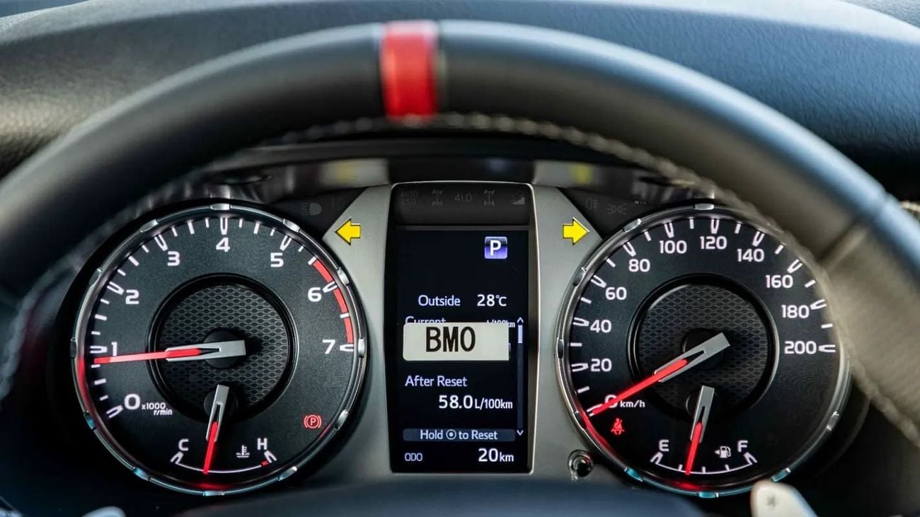 Toyota Hilux GR SPORT