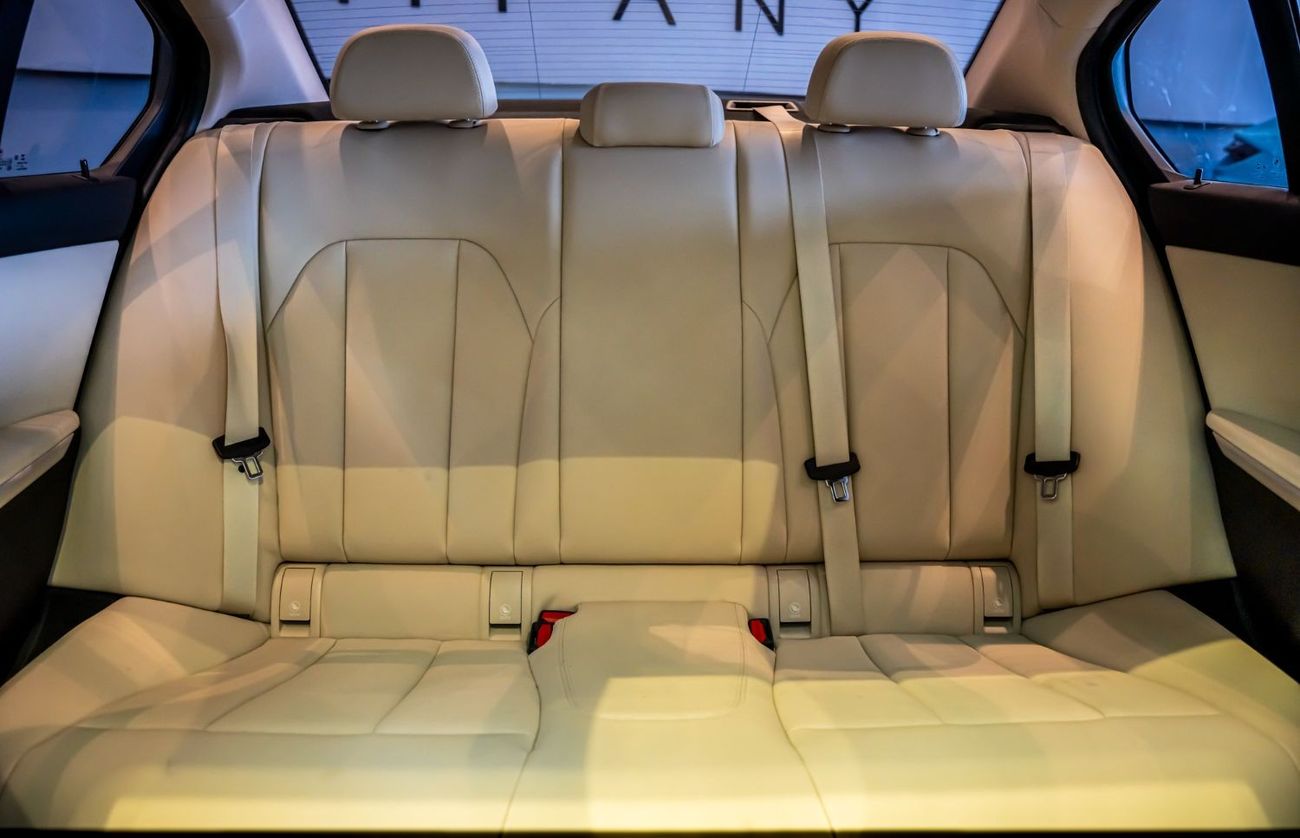 BMW 320i M Sport 2020 BMW 320i, 2025 BMW Warranty + Service Contract, Full Service History, Low KMs, GCC