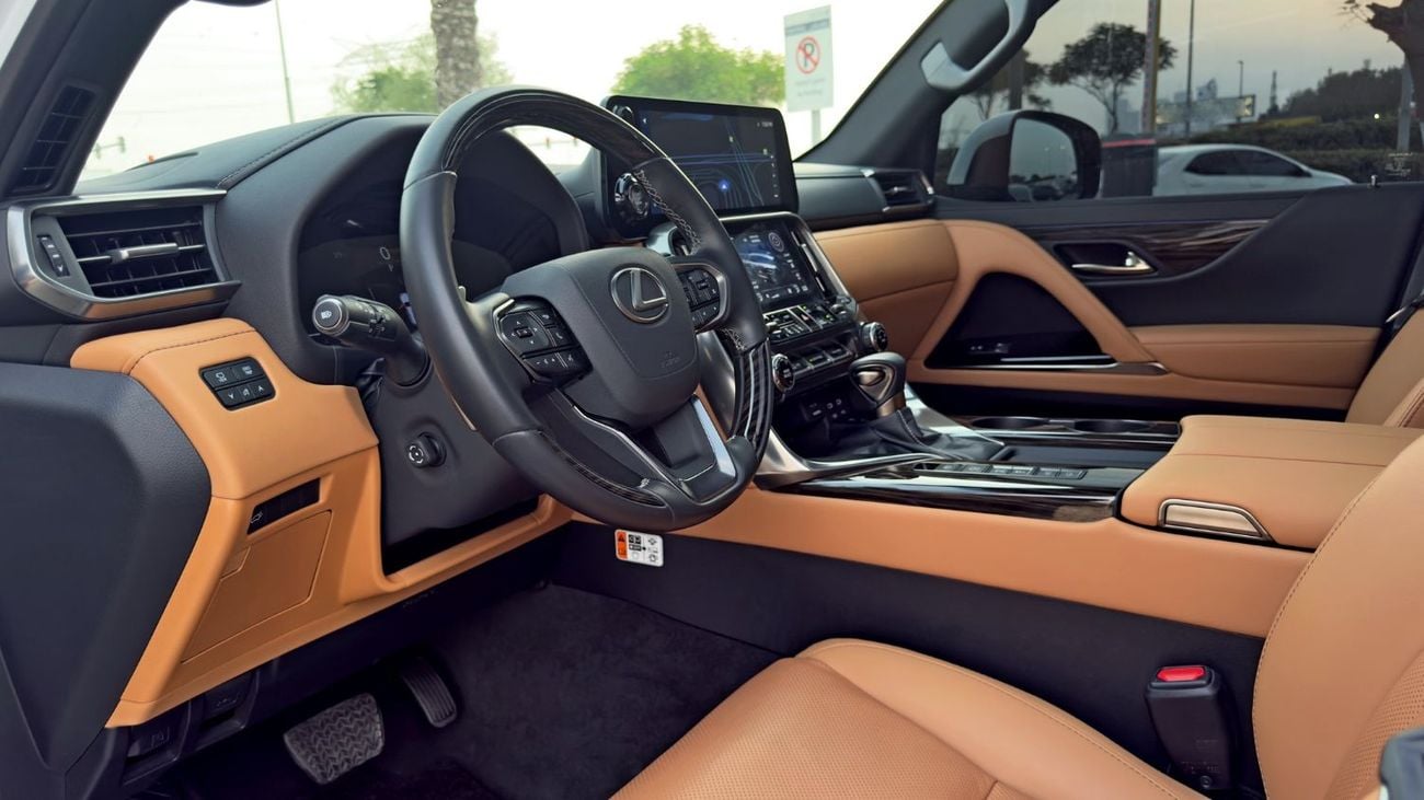 Lexus LX600 PRESTIGE