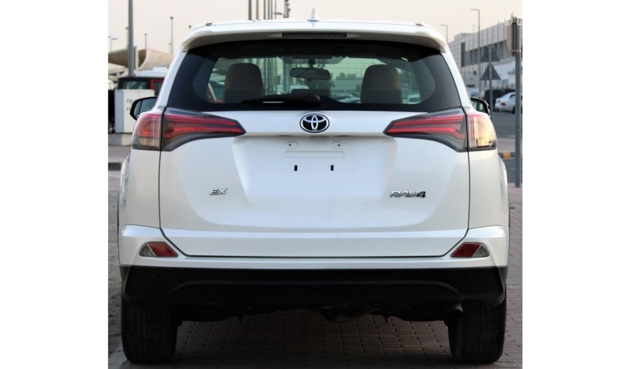 Toyota RAV4 Toyota RAV 2016 GCC, in excellent condition, without accidents, very clean from inside and outside