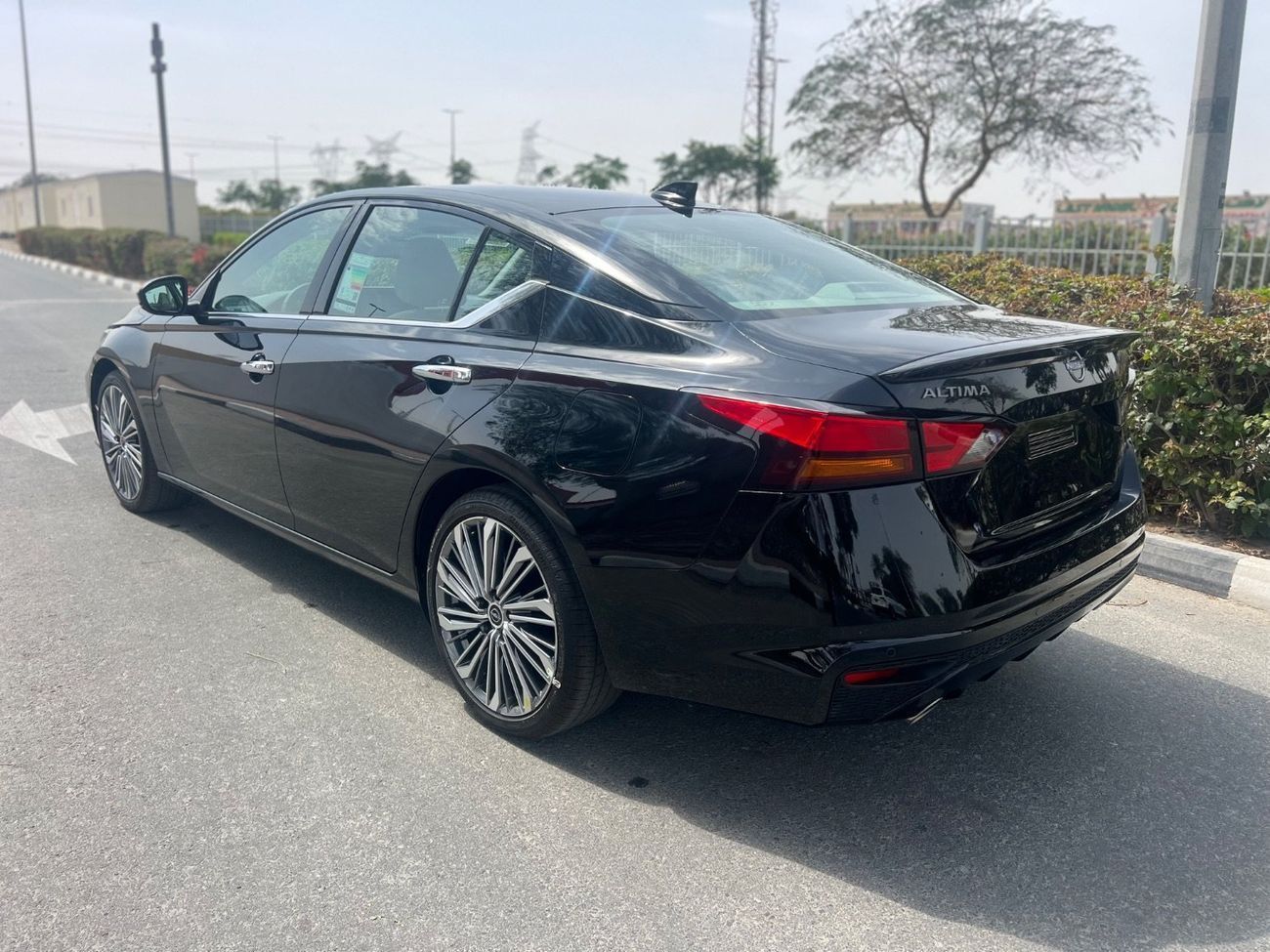 نيسان ألتيما 2.5 SV