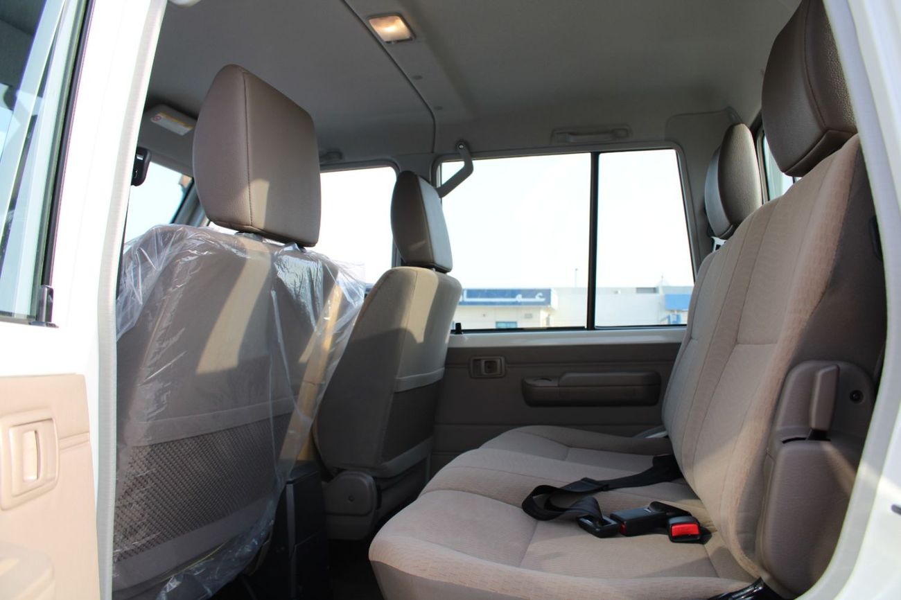 Toyota Land Cruiser Pick Up TOYOTA LANDCRUISER 79 2.8L DIESEL DOUBLE CAB STD E MANUAL