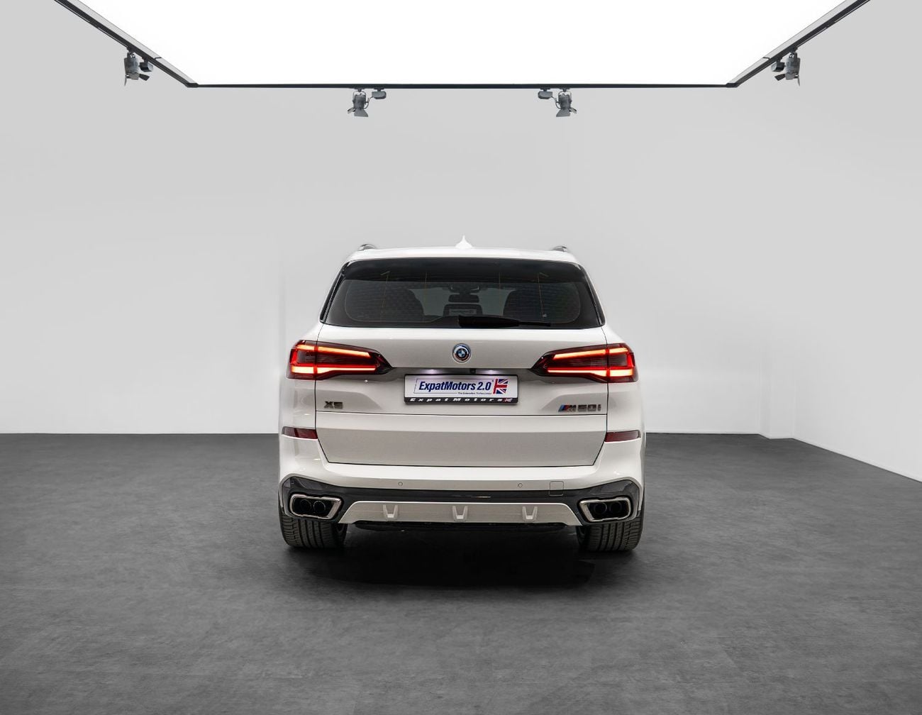 بي أم دبليو X5 M50i 4.4L